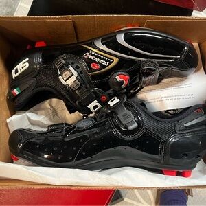 Men's Black Cycling Shoes